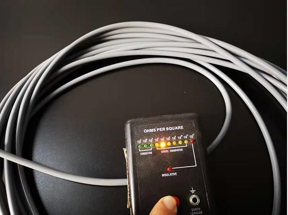 秒懂關鍵參數：《工業(yè)抗靜電硅膠管選型白皮書》助您5分鐘成為選型專家